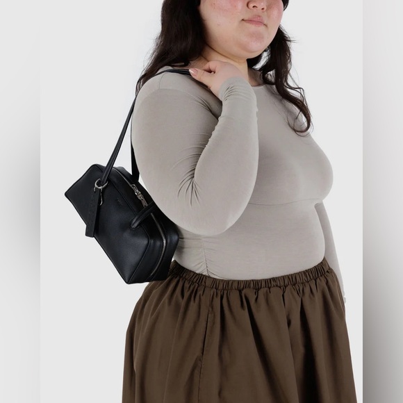 Baggu Small Recycled Leather Bowler Bag - Picture 2 of 5